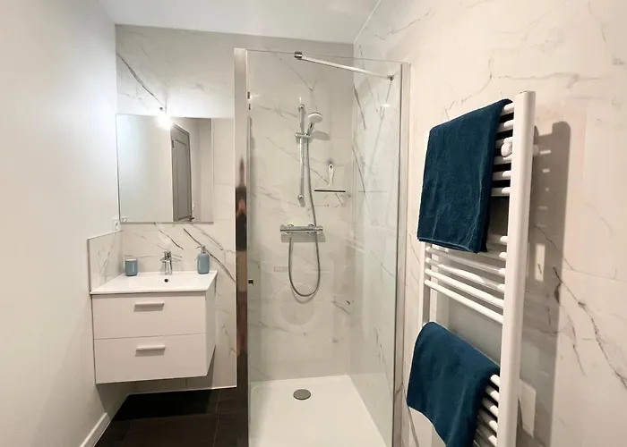 Le Musee 1, Cosy 2 Pieces Lägenhet *